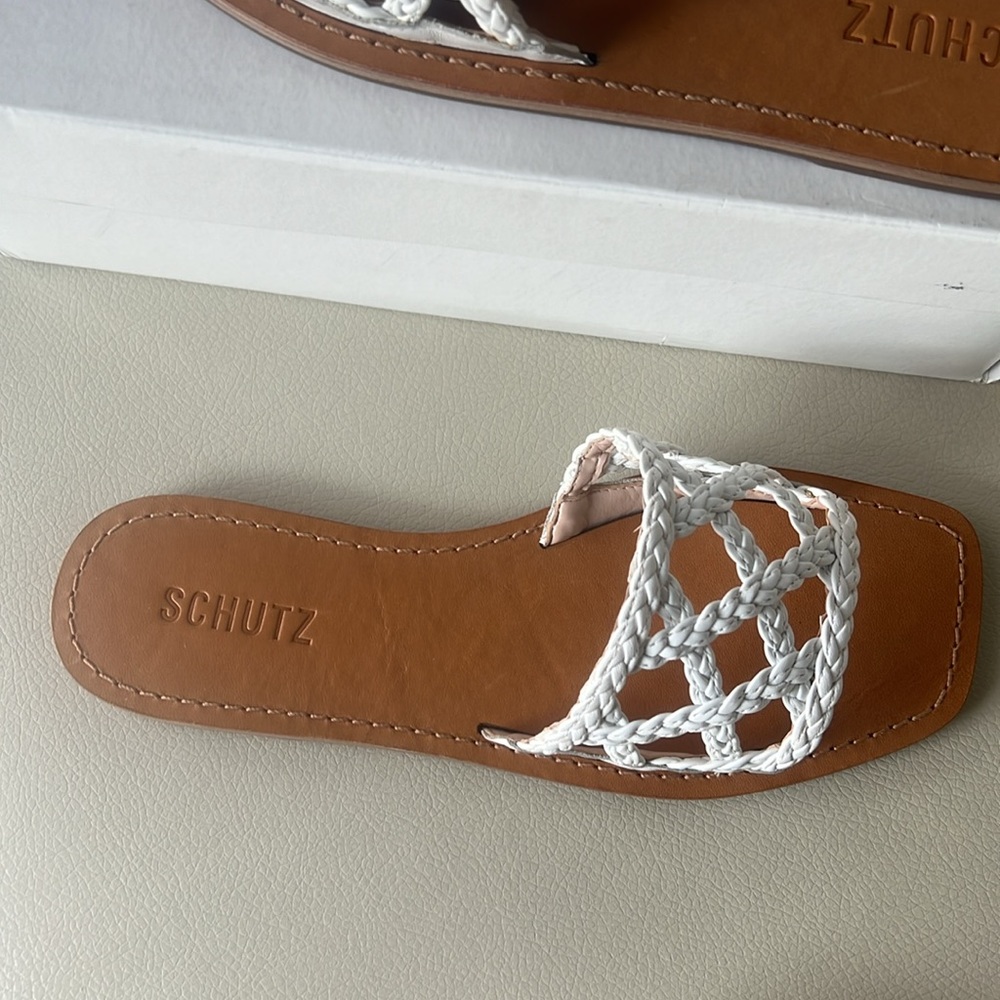 NWT (SCHUTZ) New inbox ladies slippers size 7.5 - Picture 8 of 11